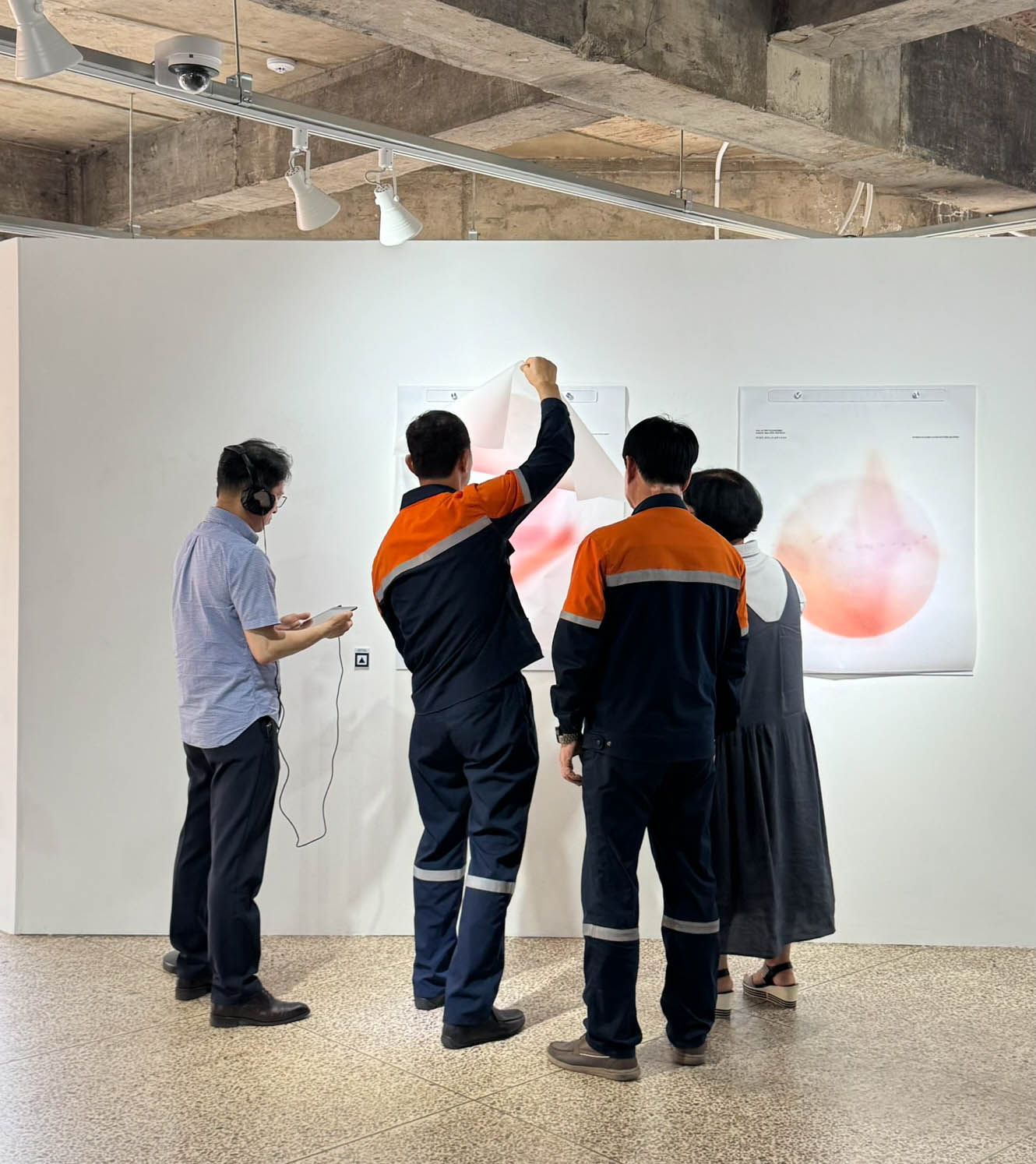 Embodied Algorithms